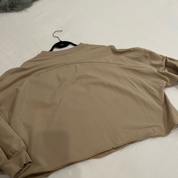 Lululemon LA Oversized Boxy Crew - Picture 4 of 6